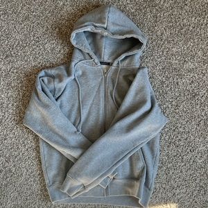 BRANDY MELVILLE ZIP UP